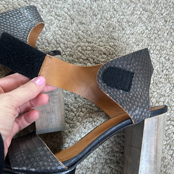 COCLICO Leggy Heel - Picture 3 of 9